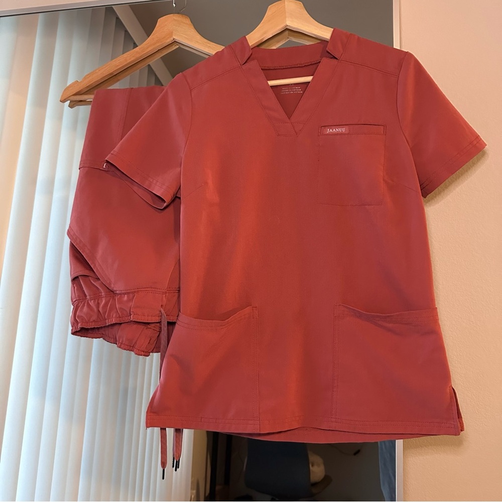 Jaanuu Spice Scrubs XS Petite
